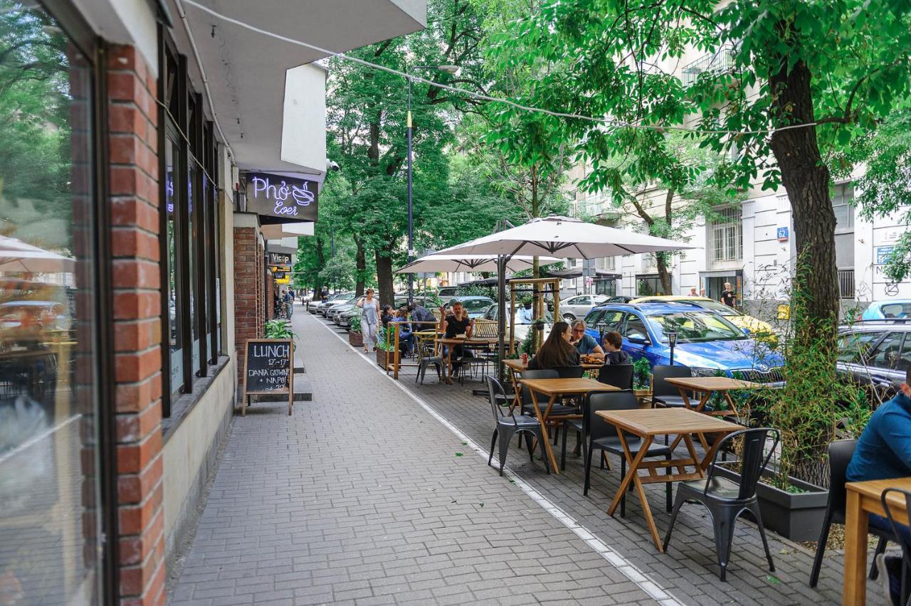 Stylish Apartment In The City Center Of Warszawa Exteriör bild