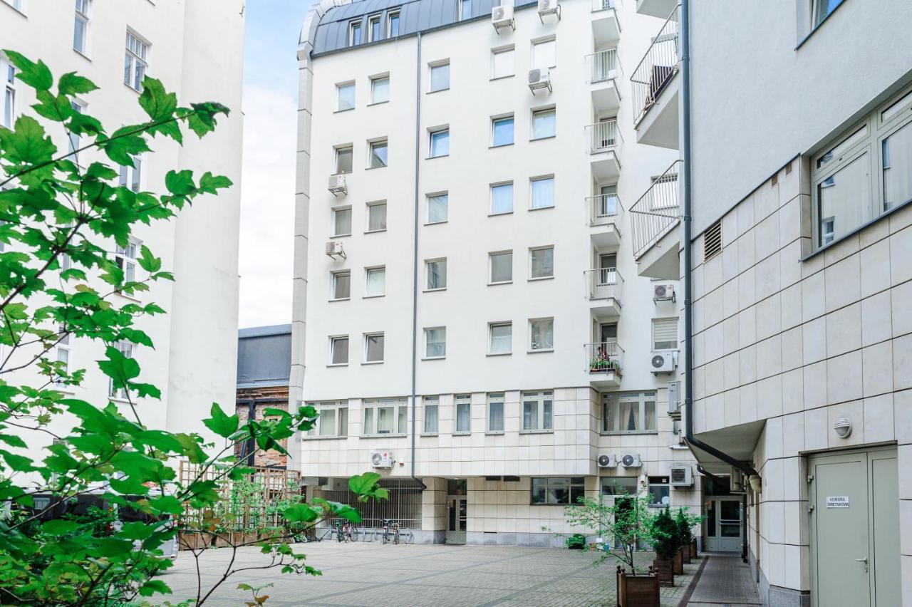 Stylish Apartment In The City Center Of Warszawa Exteriör bild